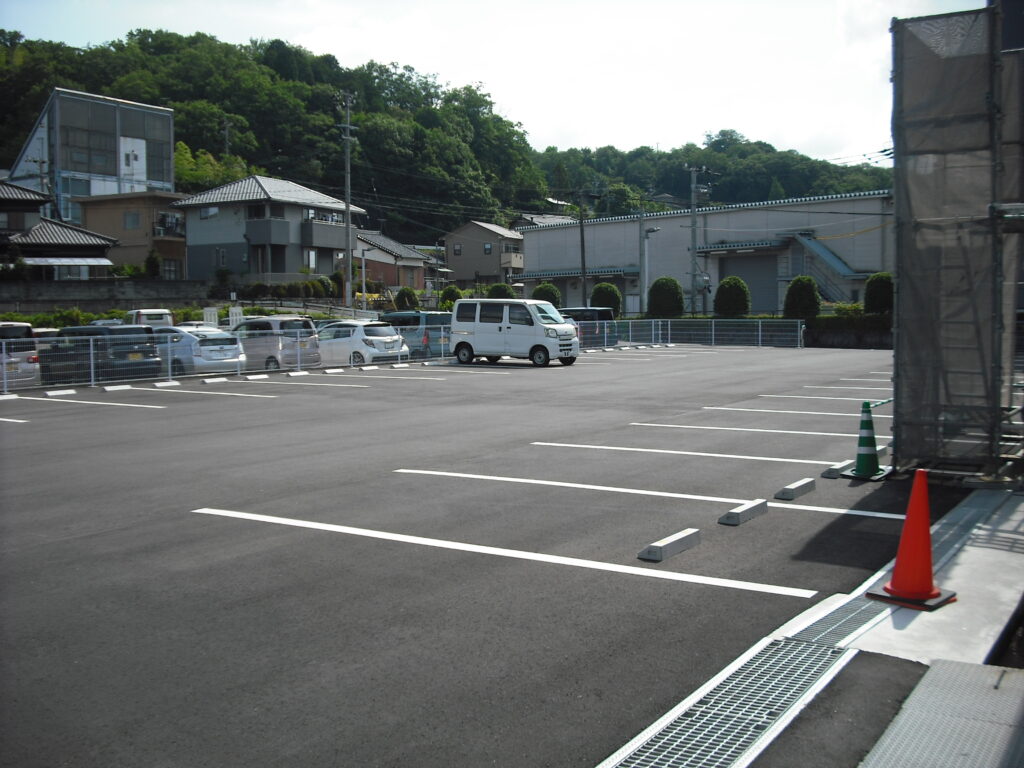 5月に完成した新しい駐車場